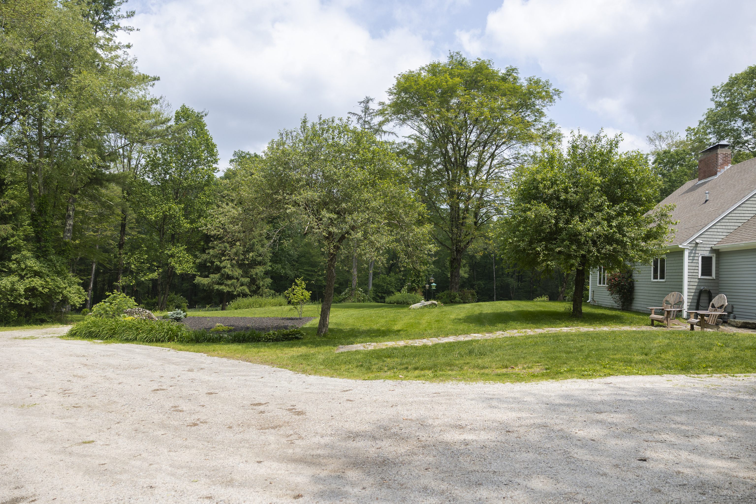 Property Photo: 696 Route 197 Route CT 06281