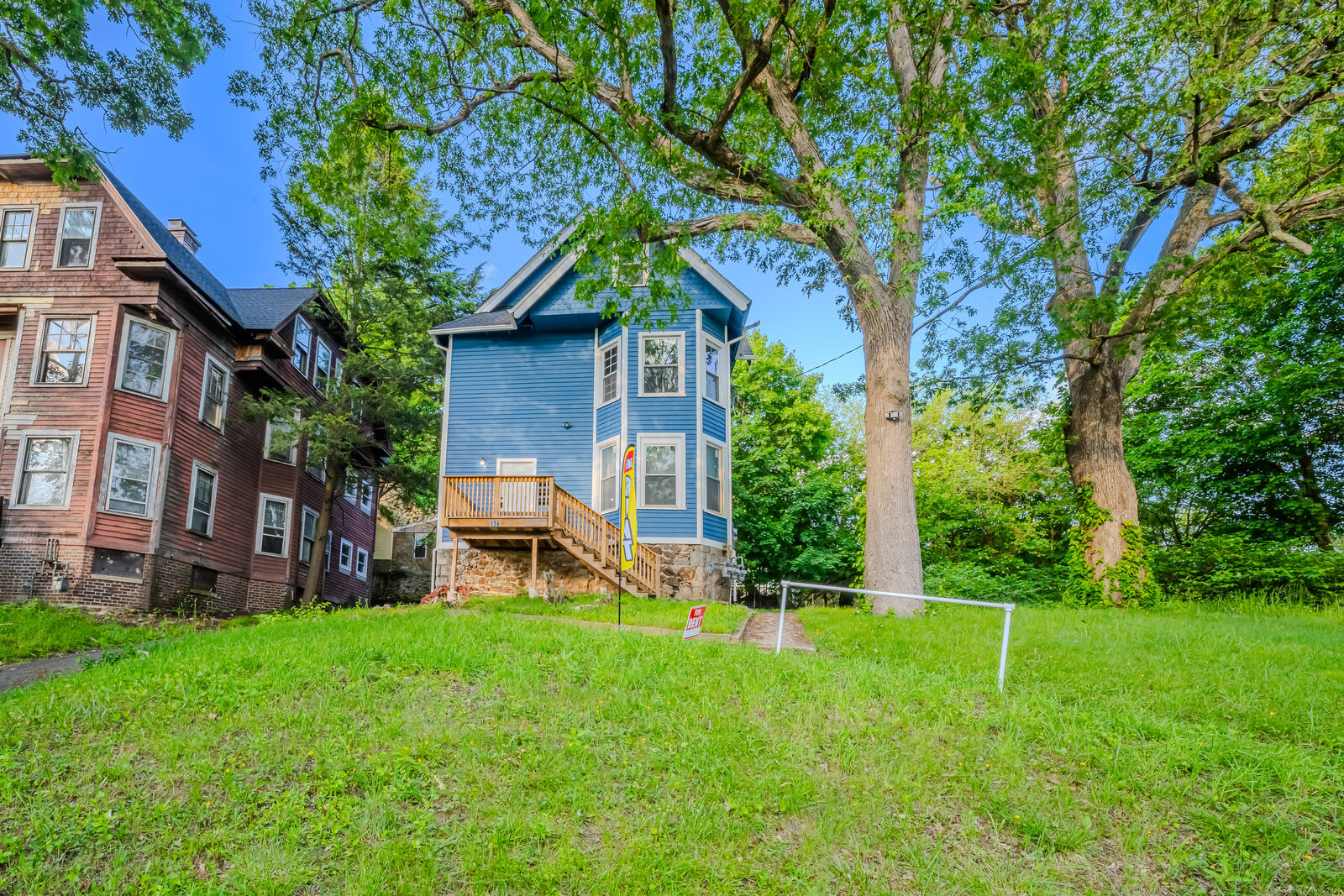 Property Photo:  156 Waterville Street  CT 06710 