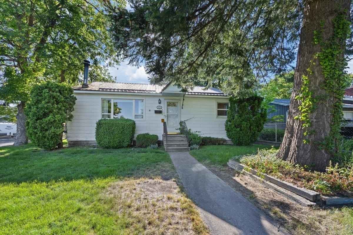 4003 N Normandie St  Spokane WA 99205 photo