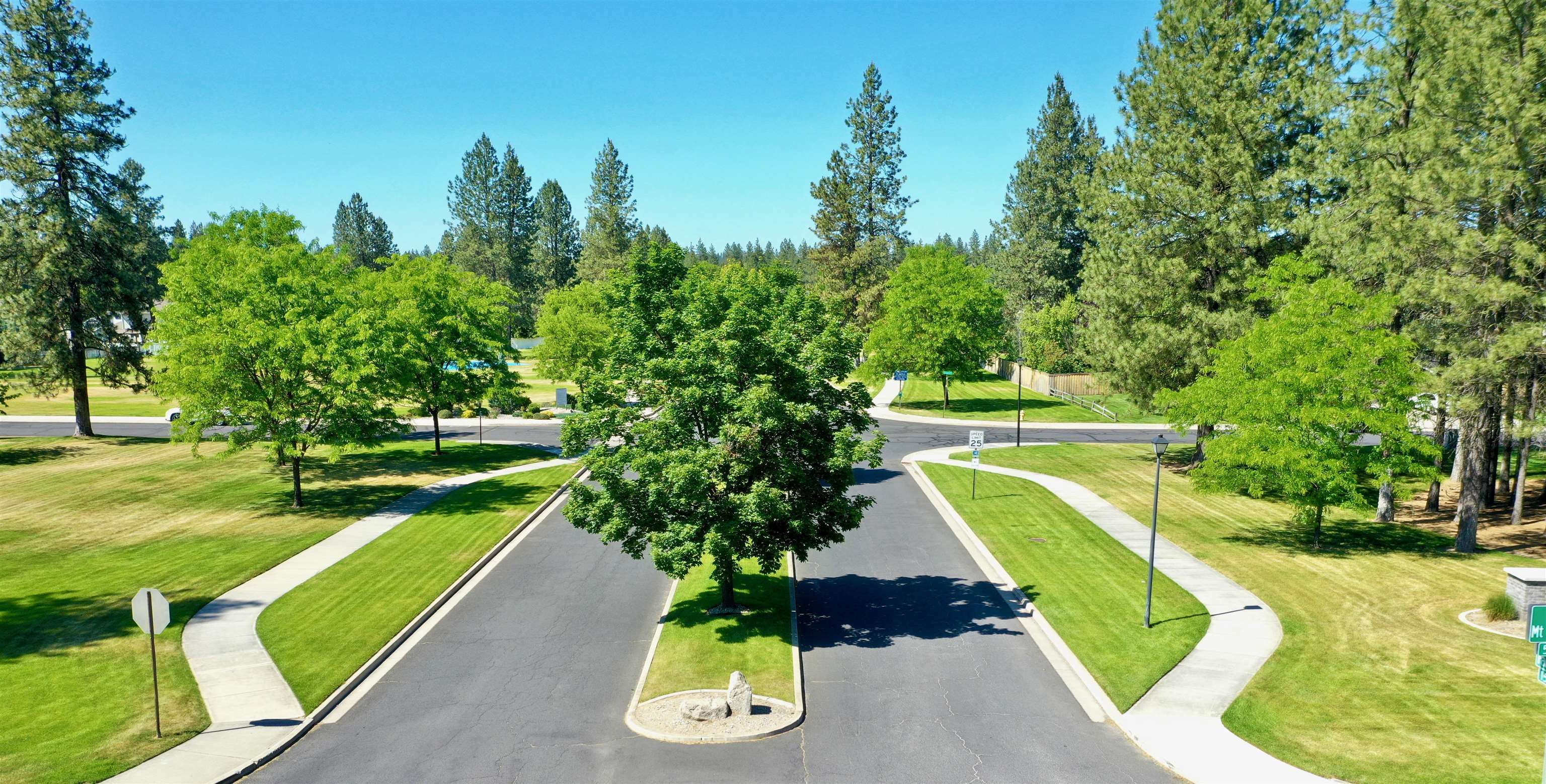 Property Photo: 5522 E Cargill Ln WA 99005