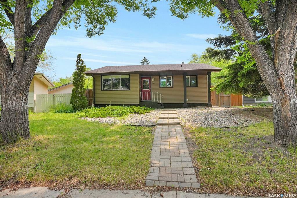 Property Photo: 26 Forsyth Crescent SK S4R 5L7