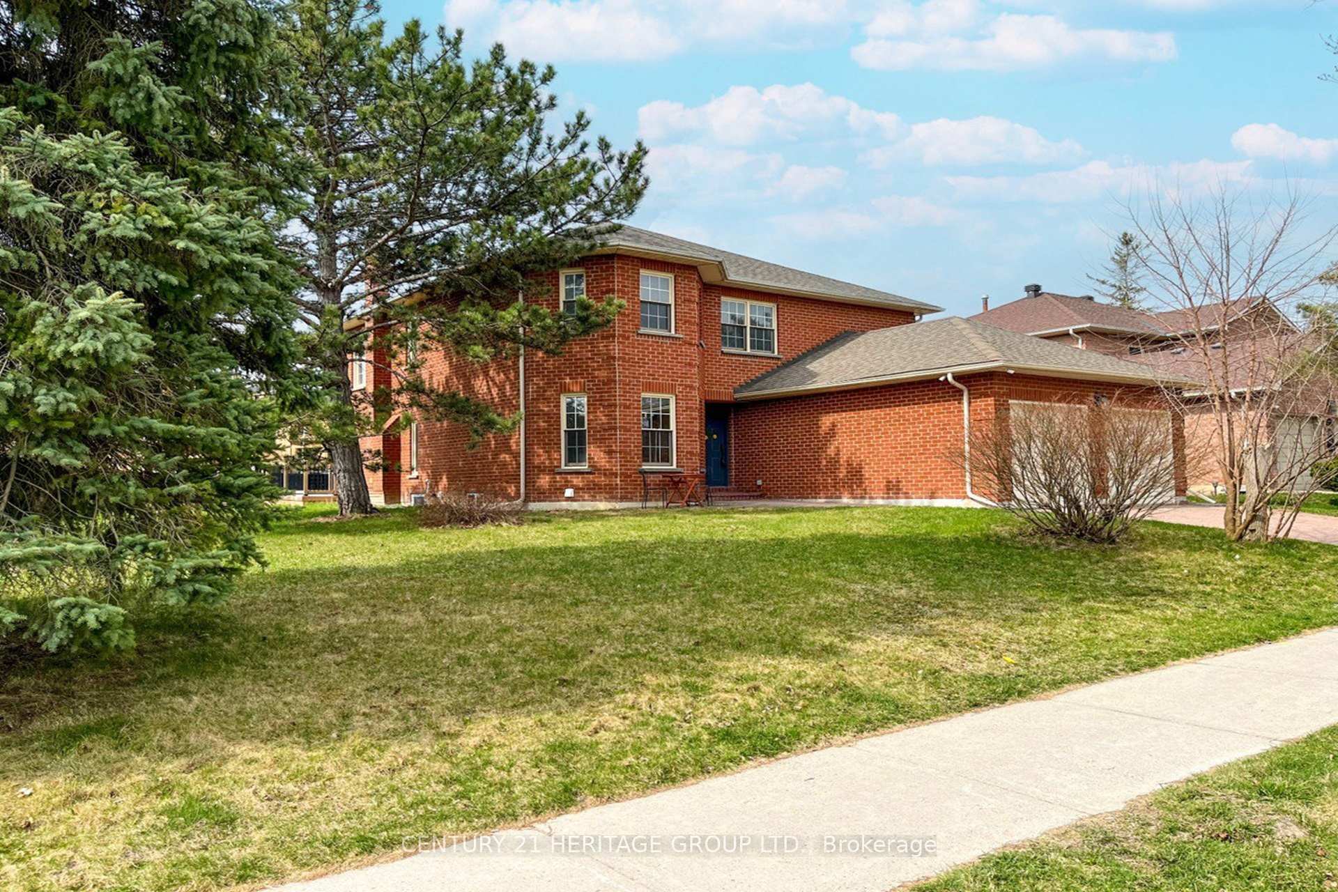 243 Murray Drive  Aurora ON L4G 5X1 photo