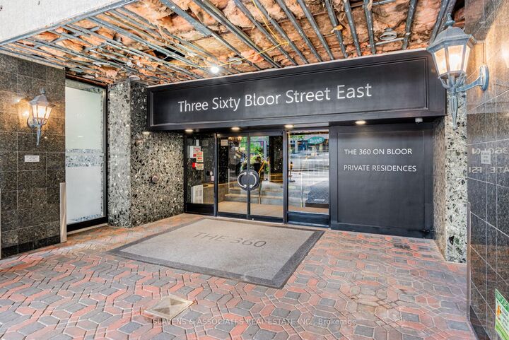Property Photo: 360 Bloor Street E 106 ON M4W 3M3