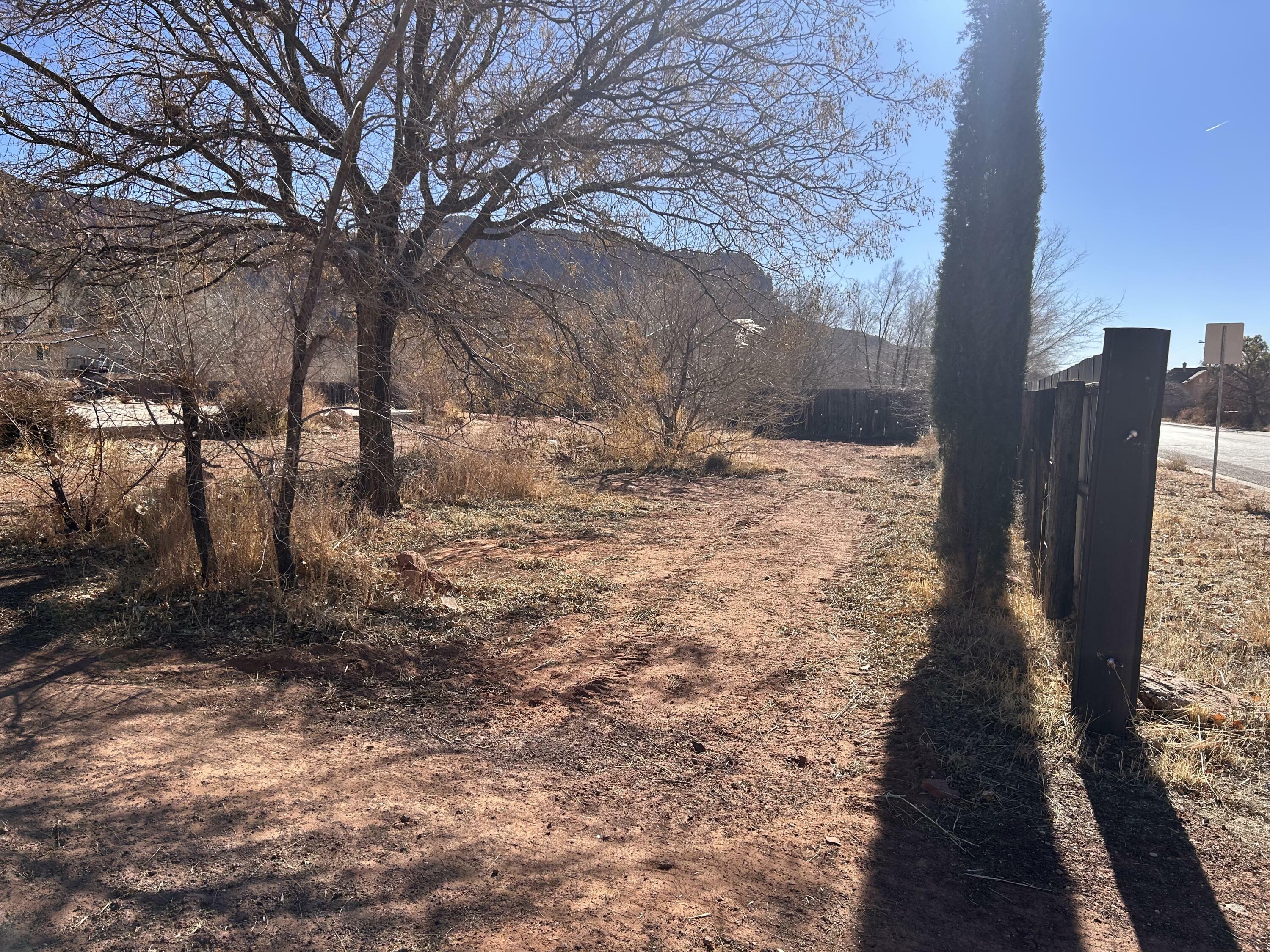 Property Photo: 760 N Hildale St UT 84784