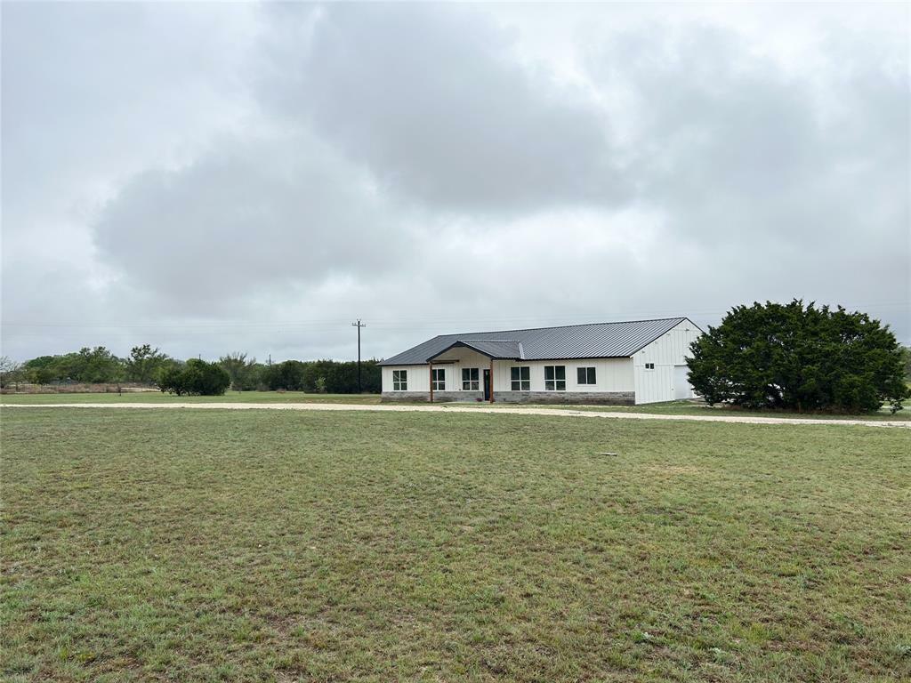 Property Photo: 720 County Road 2337 TX 76550
