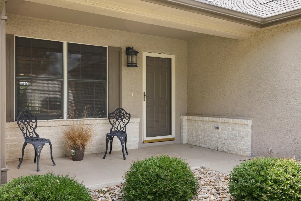 Property Photo: 120 Plover Pass TX 78633