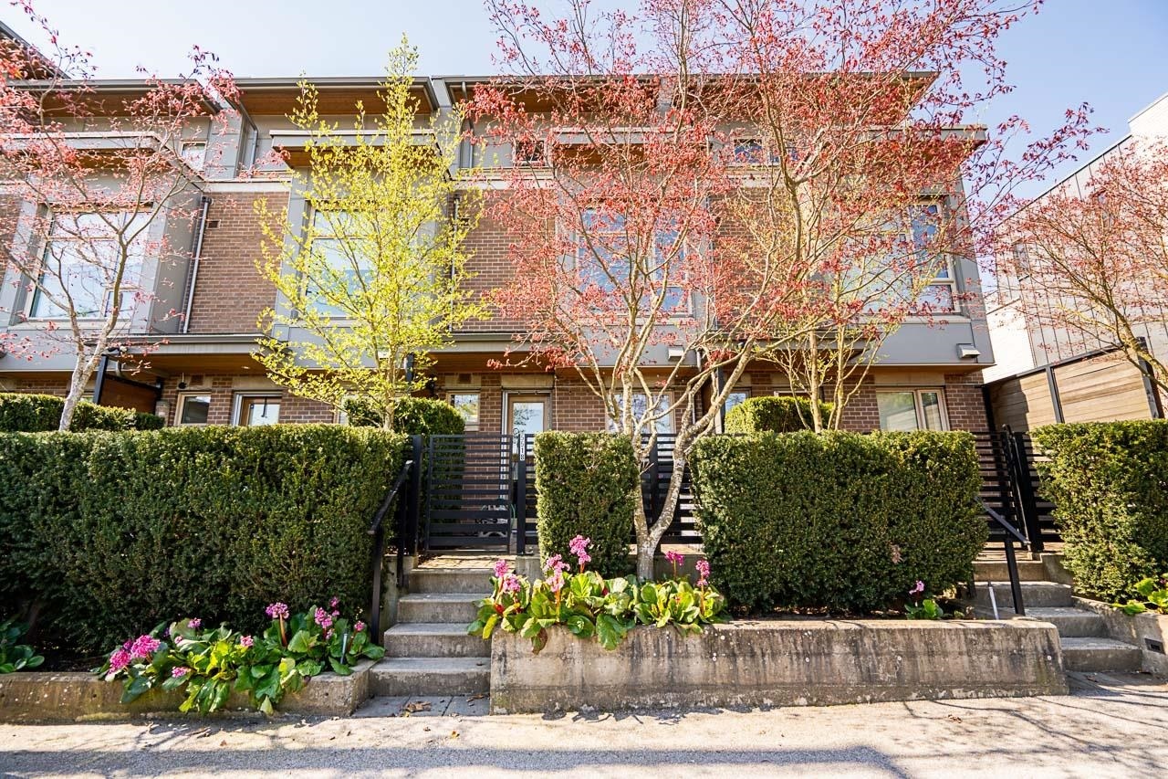 Property Photo: 5518 Oak Street BC V6M 2V6
