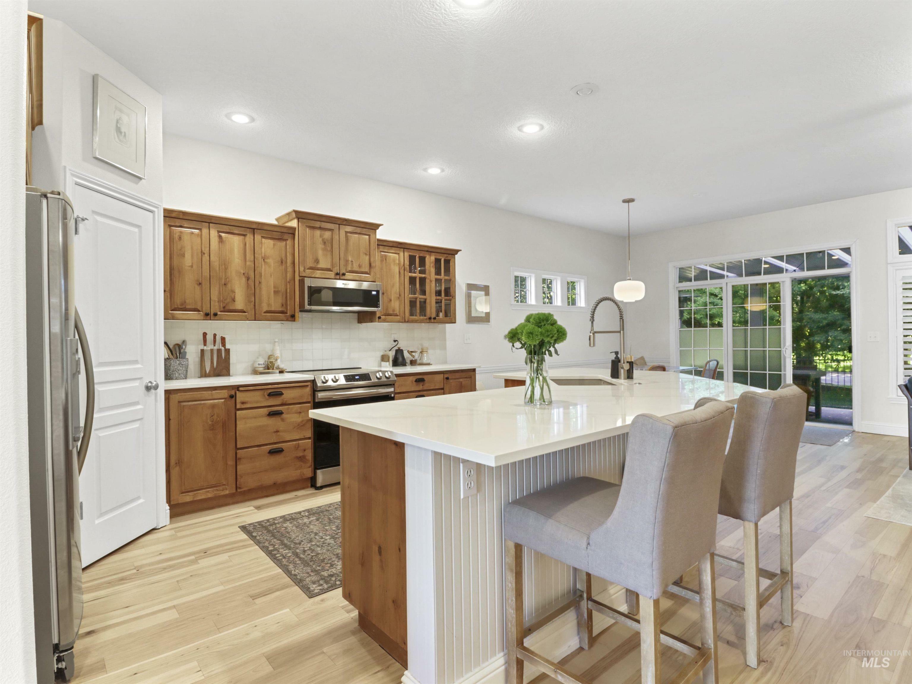 Property Photo: 1262 N Forestdale Place ID 83616