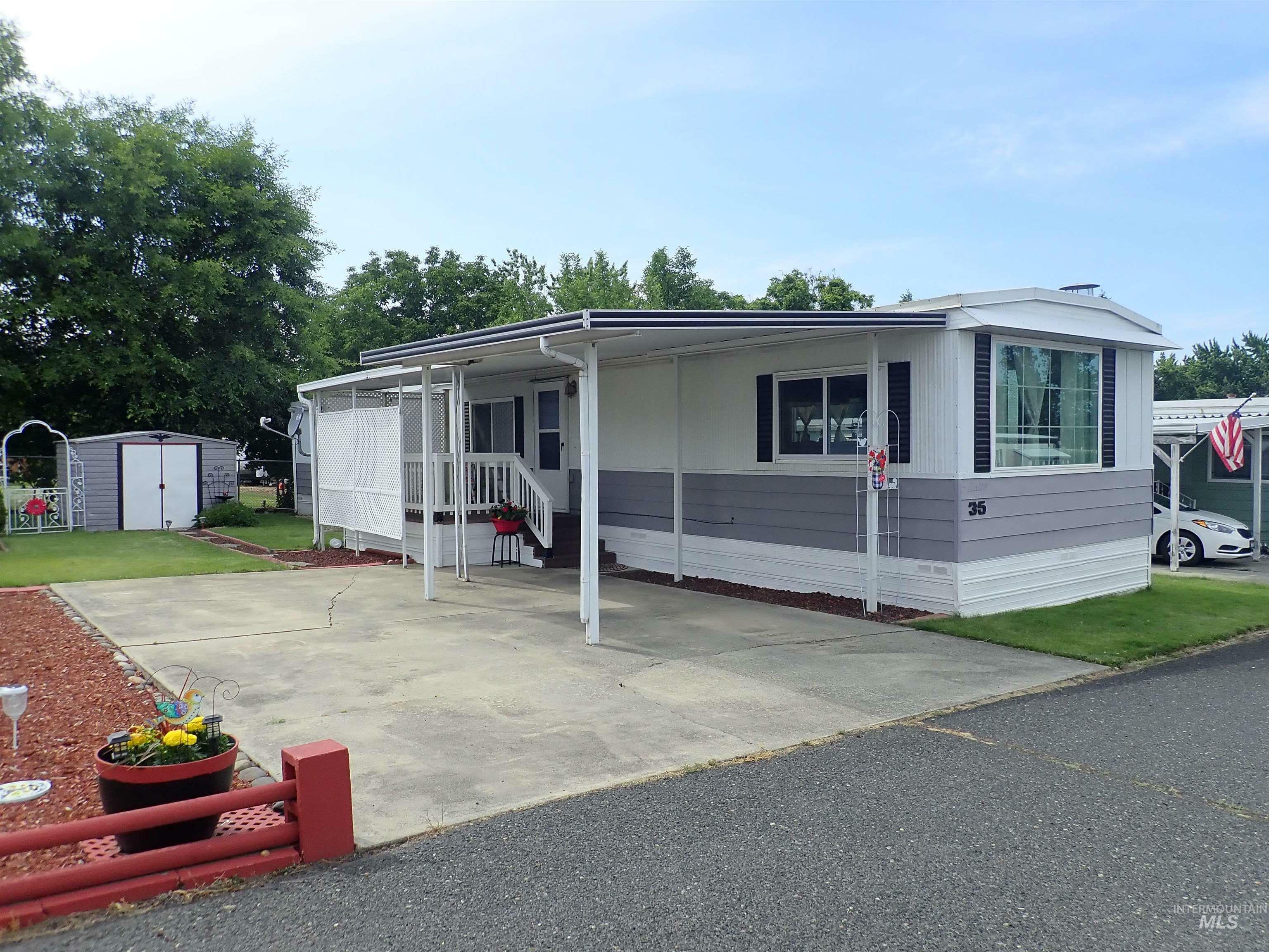 Property Photo: 515 Warner Ave 35 ID 83501