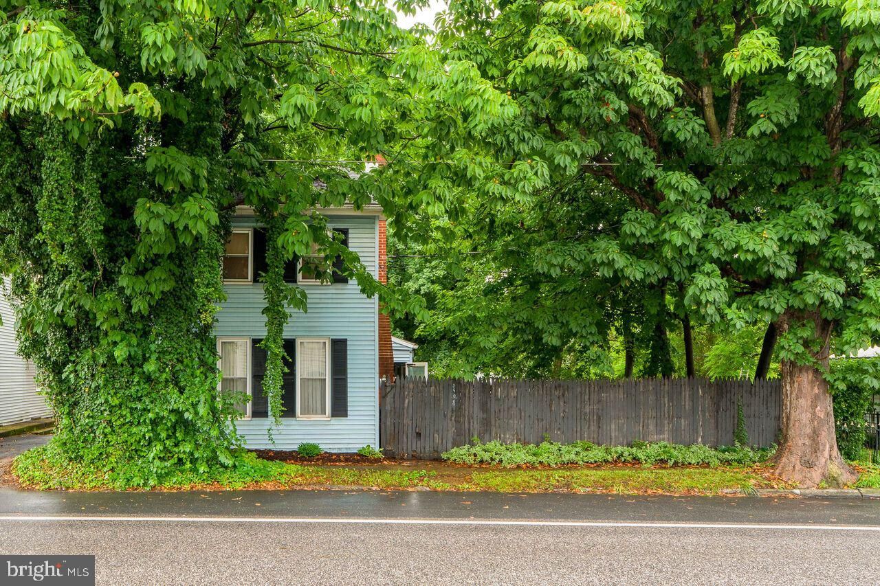 Property Photo: 6598 Carlisle Pike PA 17050