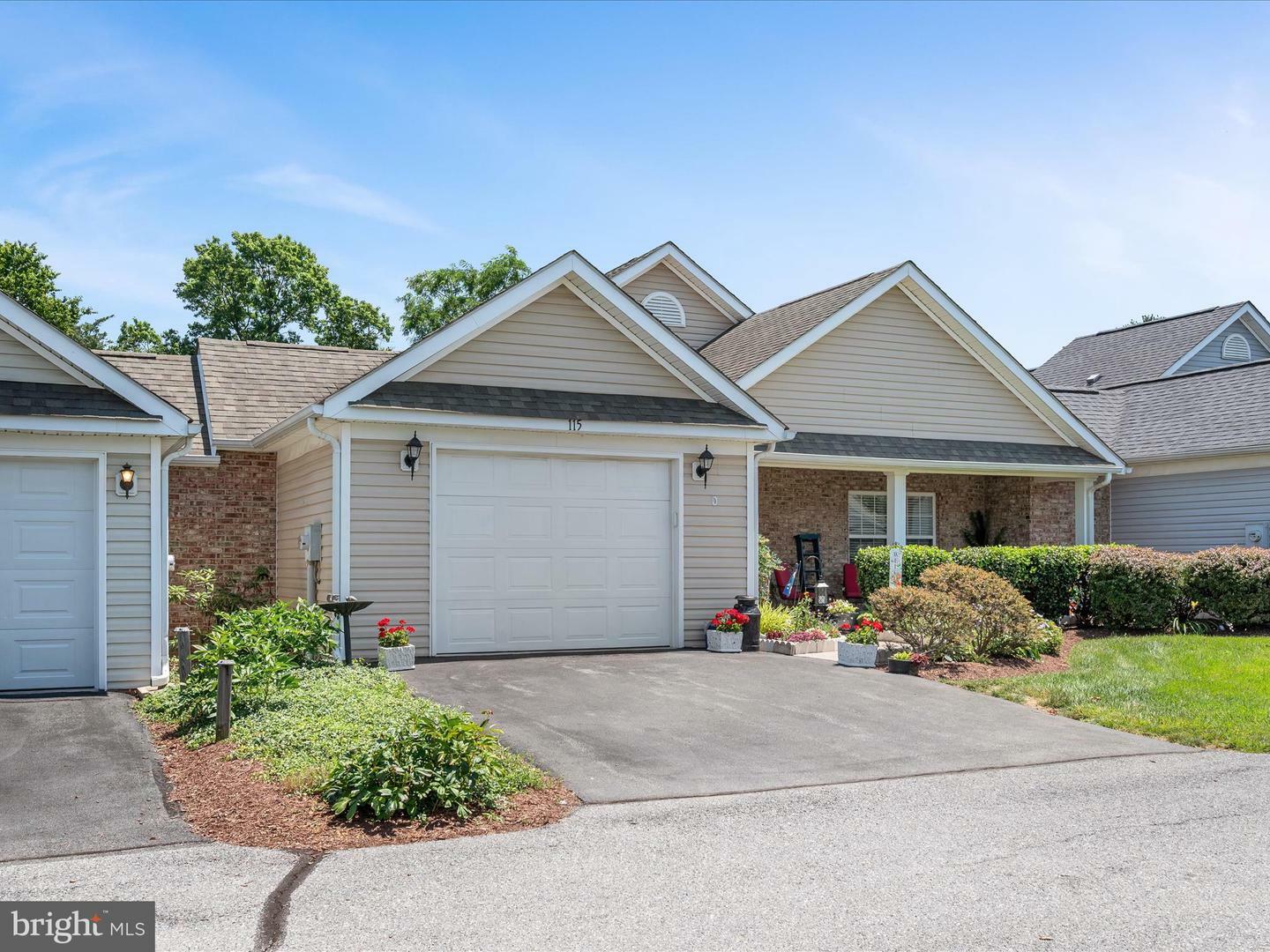 Property Photo:  115 Tanglewood Lane  VA 22602 