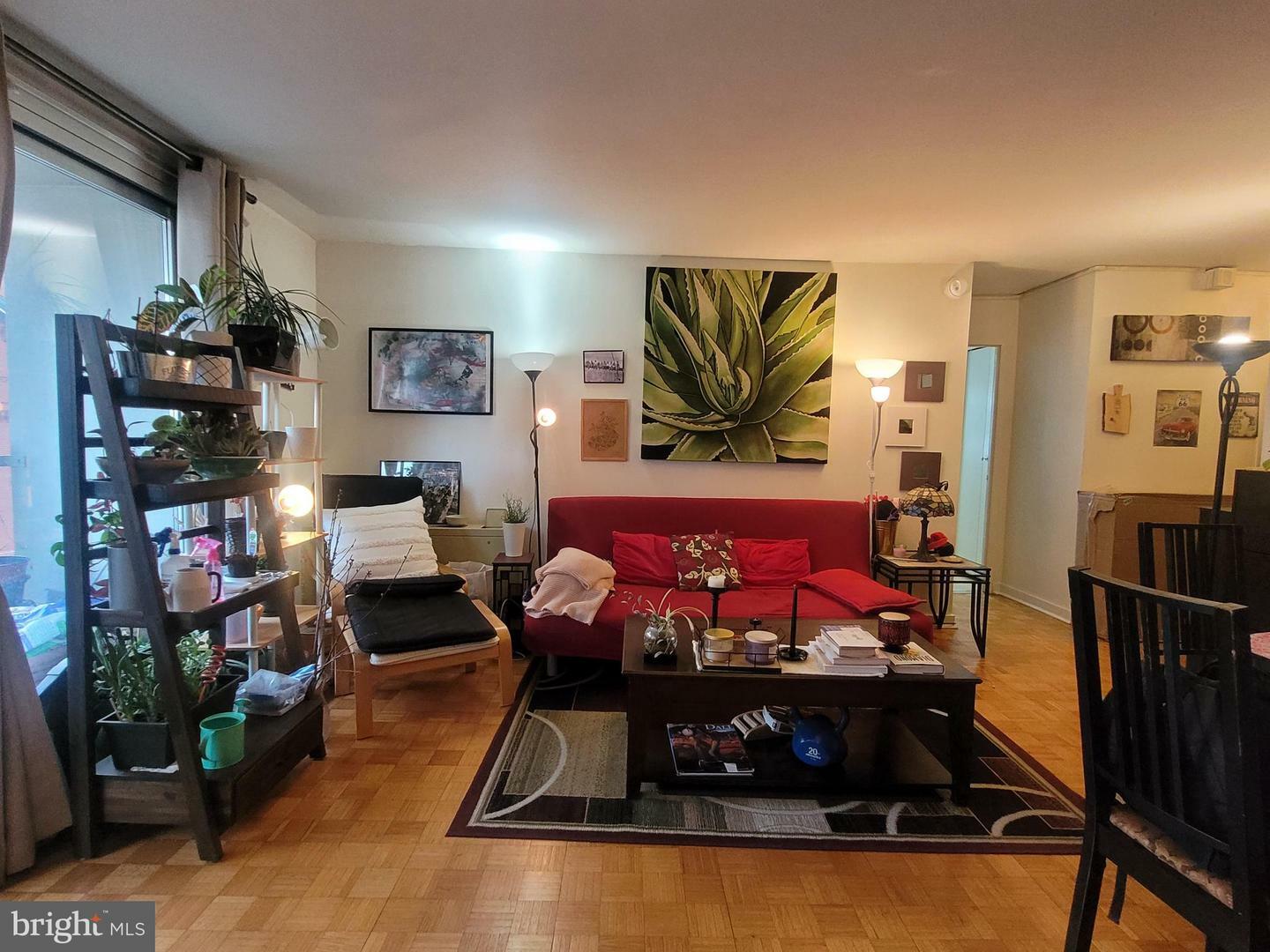 Property Photo:  224 W Rittenhouse Square 30 413  PA 19103 