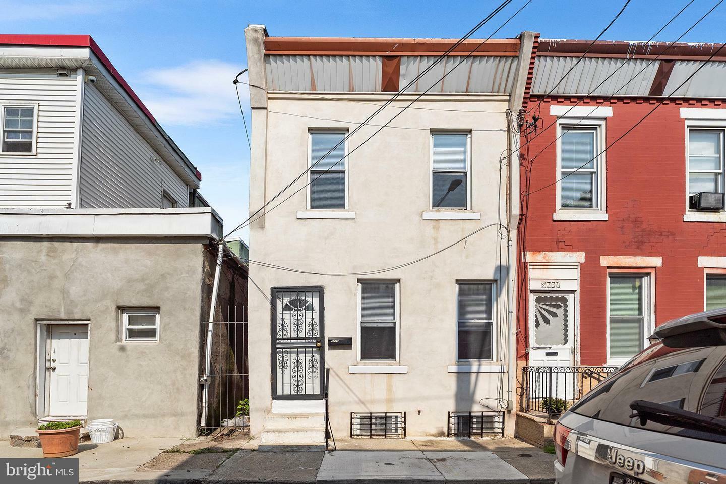 Property Photo: 2236 S Fairhill Street PA 19148