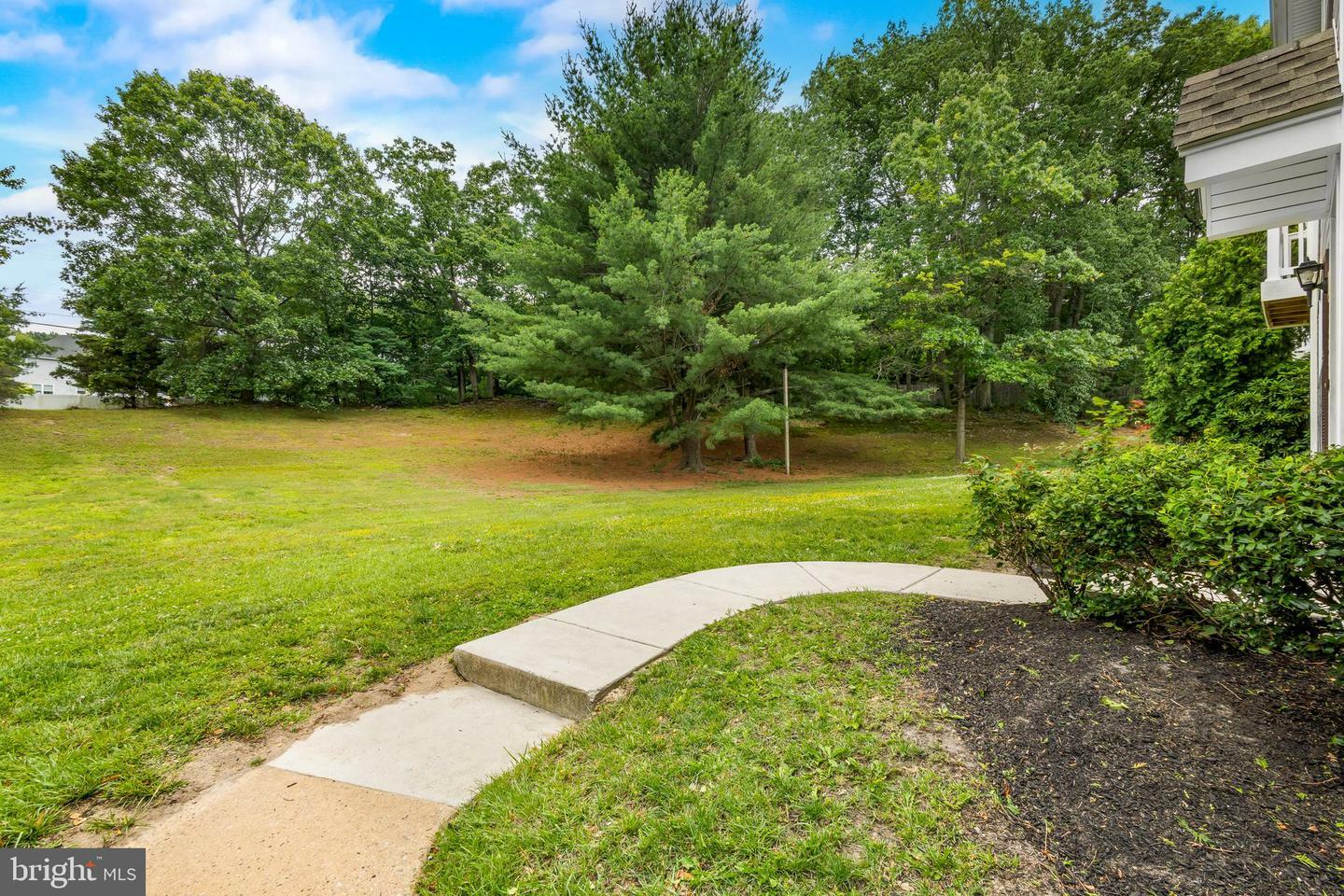 Property Photo: 324 Surrey Court NJ 08080