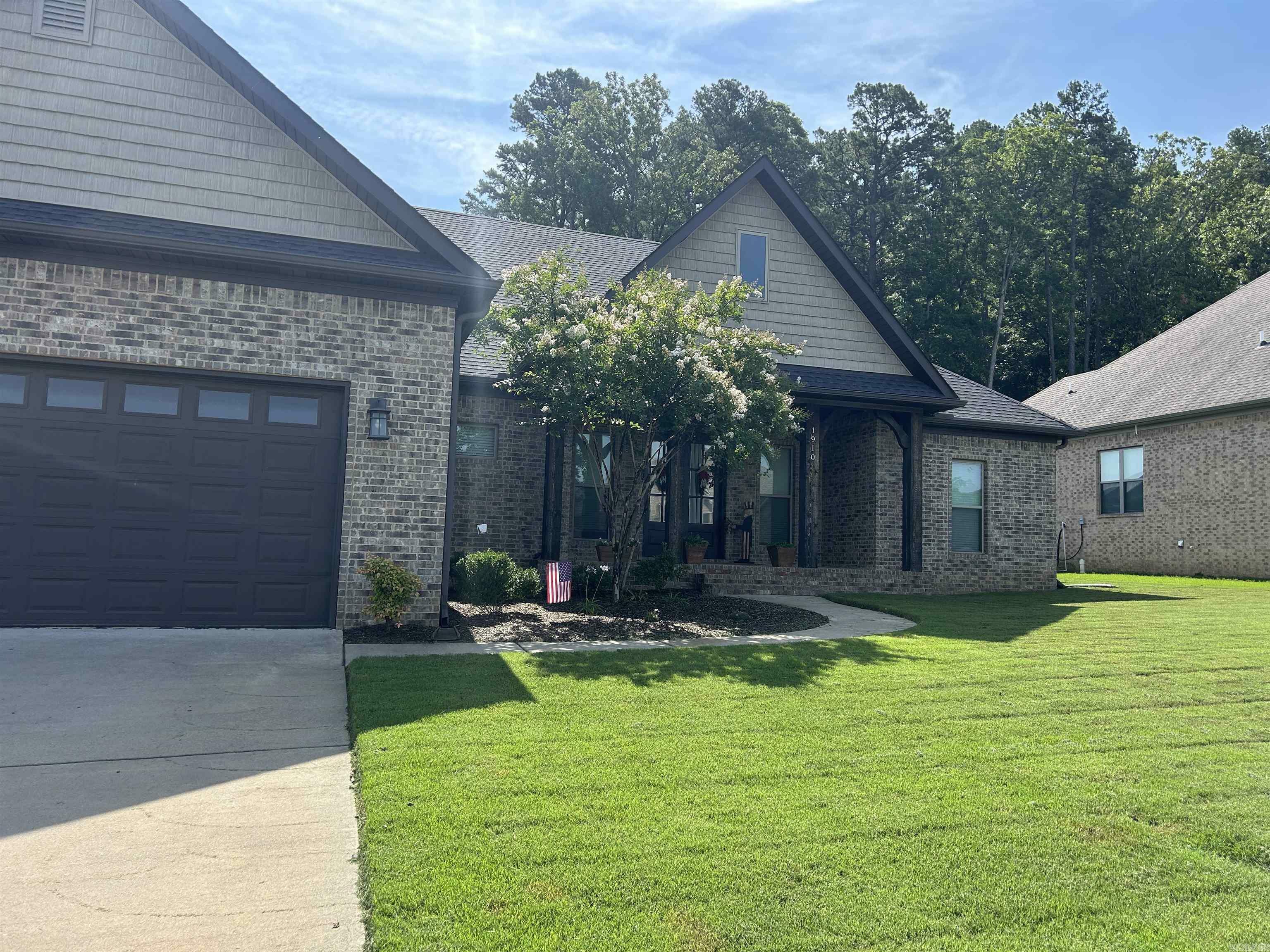 Property Photo: 1910 Josh Drive AR 72034