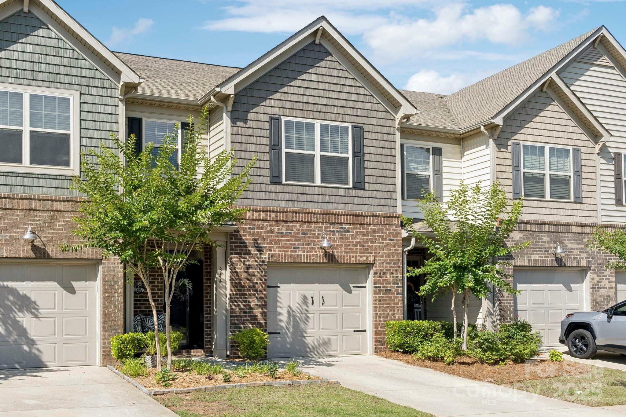 Property Photo: 344 Kennebel Place SC 29715