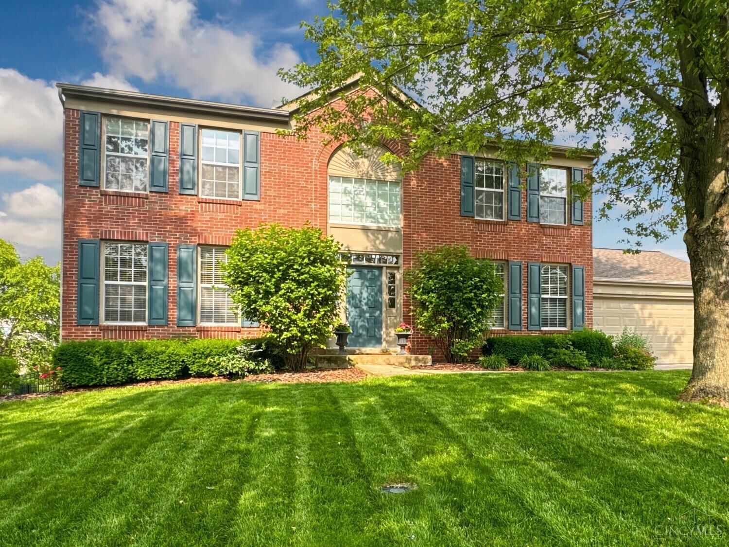 Property Photo: 326 Briargate Drive OH 45036