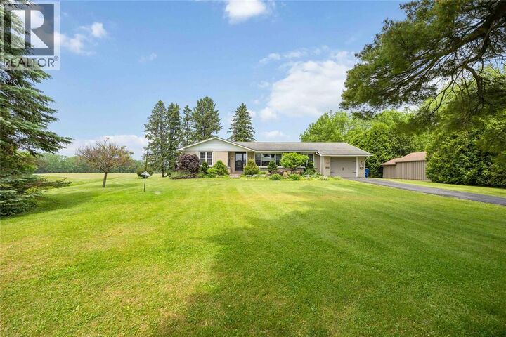 Photo de la propriété: 512 Sydenham Street ON N0P 1M0