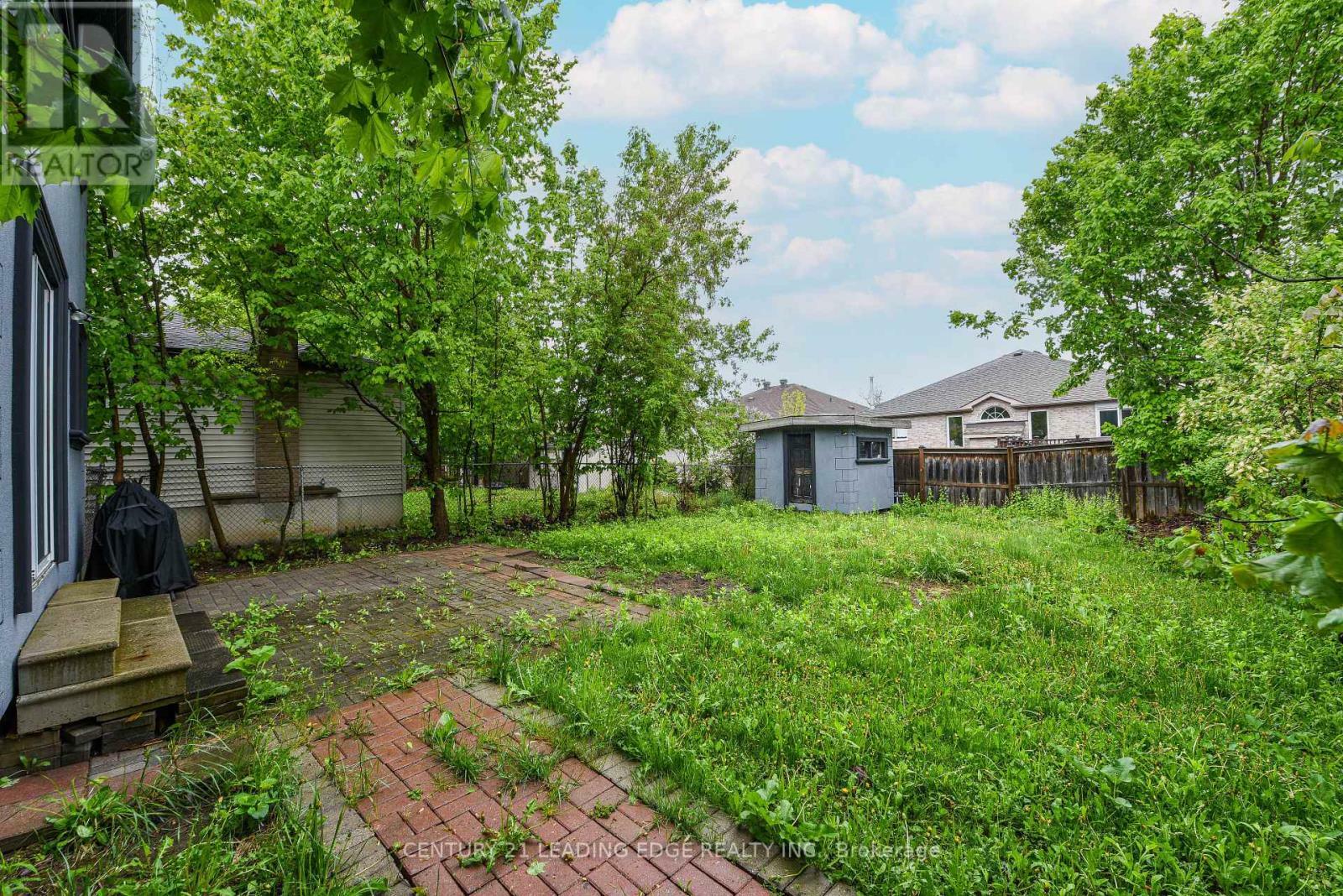 Property Photo: 169 Hickling Trail ON L4M 5V1
