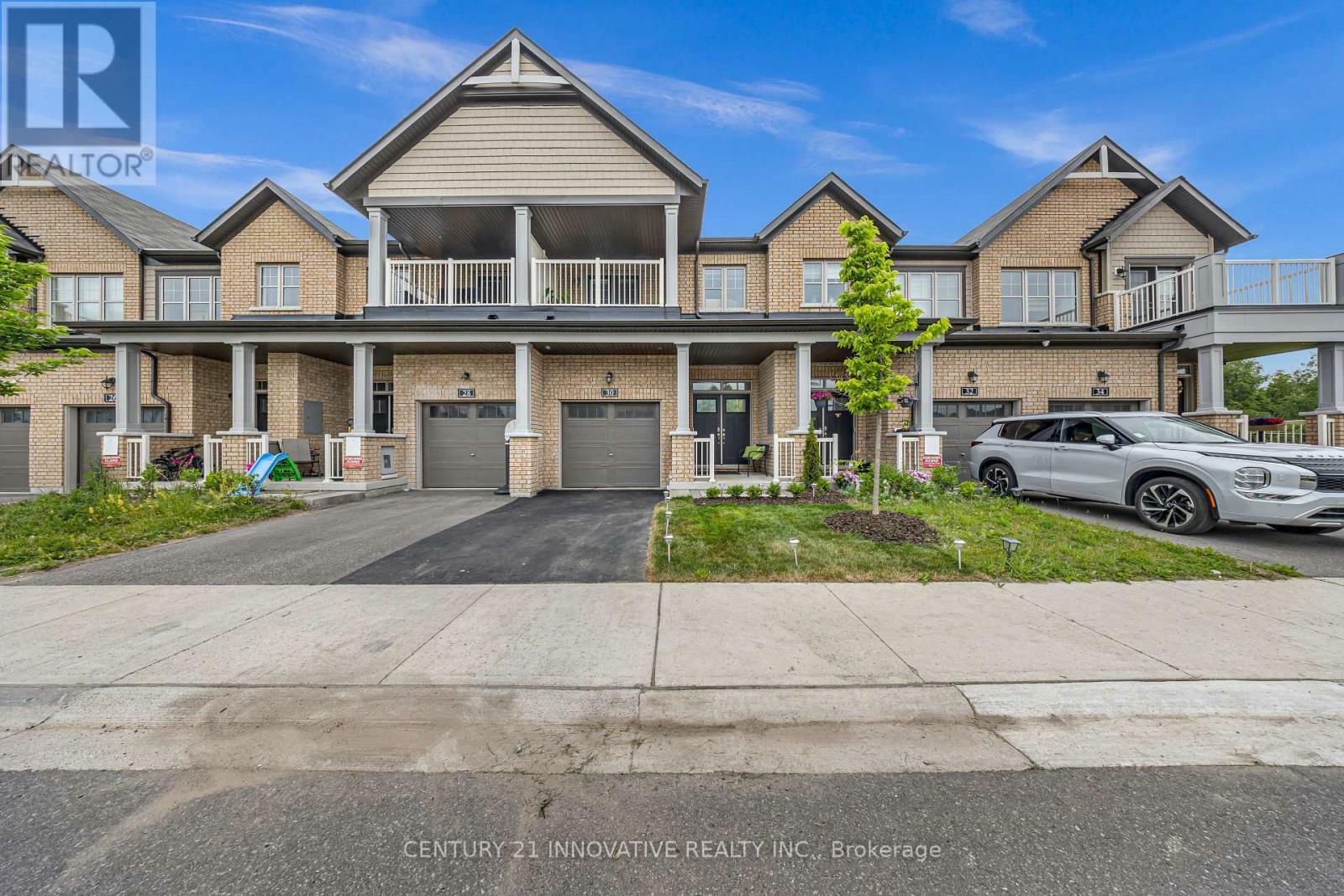 Property Photo: 30 Paradise Way ON L1R 0R7