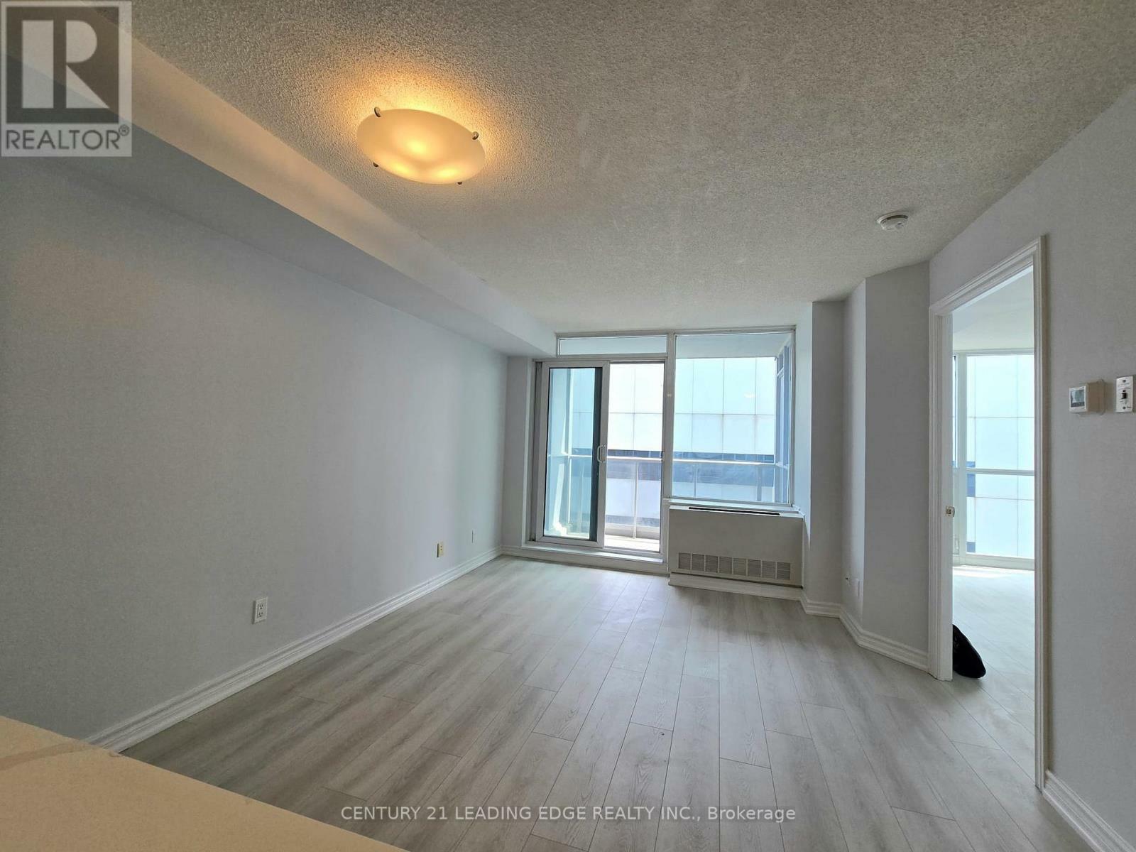 Property Photo: 4968 Yonge Street 3612 ON M2N 5N7