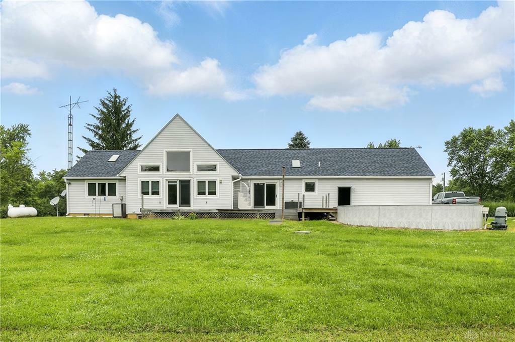 Property Photo: 15600 Dechant Road OH 45325