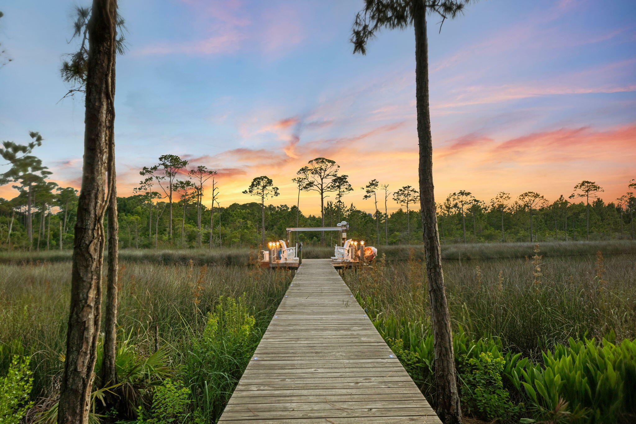 Property Photo: 444 Captains Circle FL 32541