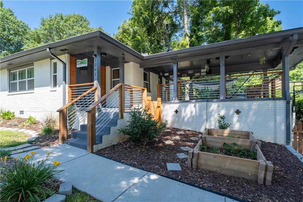 Property Photo: 1261 Calhoun Terrace SW GA 30314