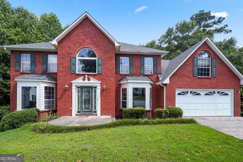 Property Photo: 1553 Smithson Court GA 30058