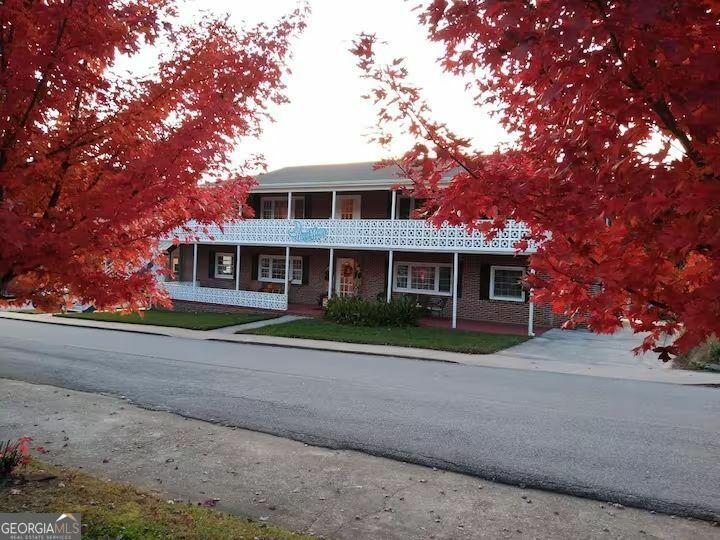 Property Photo: 121 N Church Street 101 GA 30525