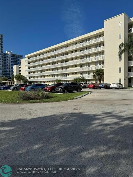 2859 Leonard Dr G414  Aventura FL 33160 photo