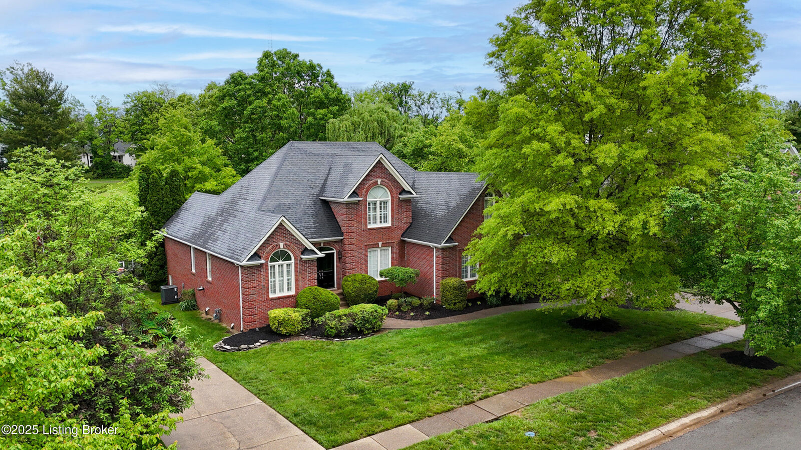 Property Photo:  17217 Mallet Hill Dr  KY 40245 