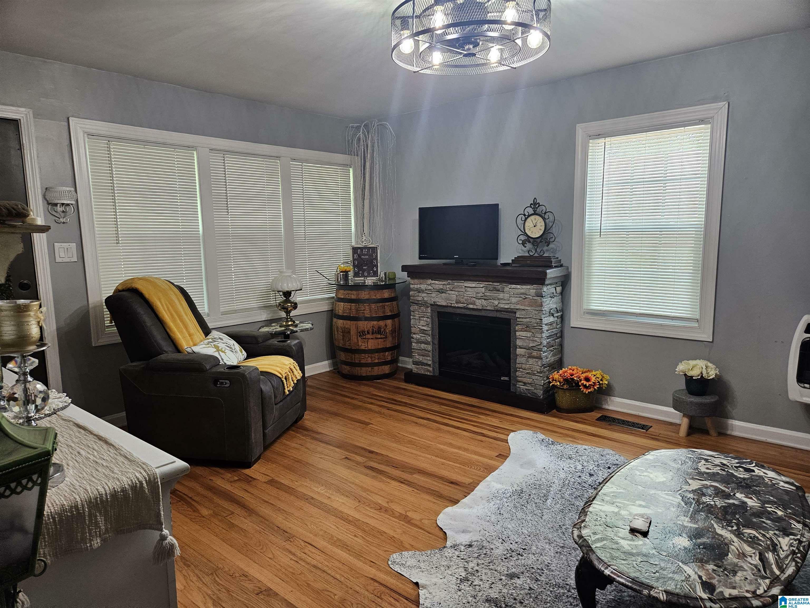 Property Photo: 411 Rosewood Avenue AL 36201