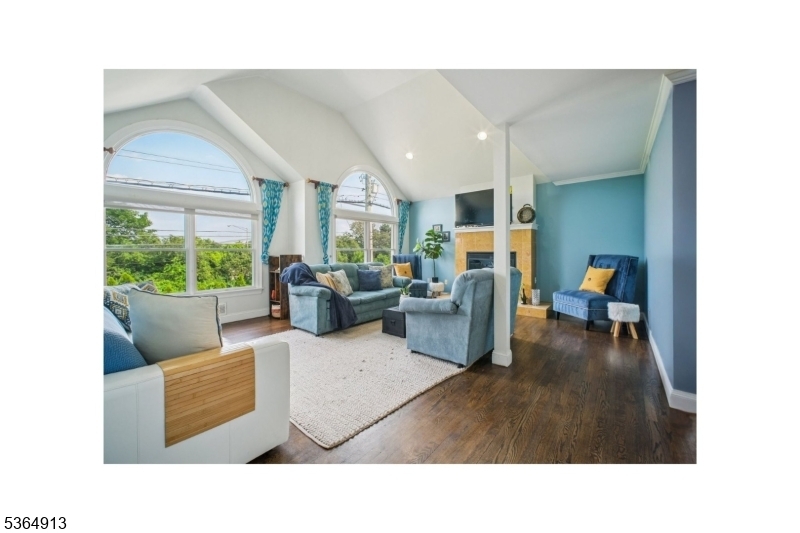 Property Photo: 286 Meadow Road (Rt17 Serv) NJ 07070