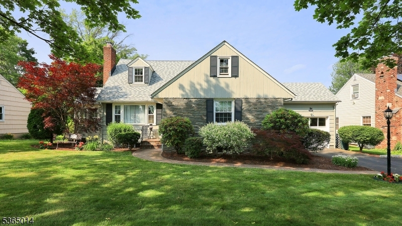 Property Photo: 120 Meadowbrook Dr NJ 07062