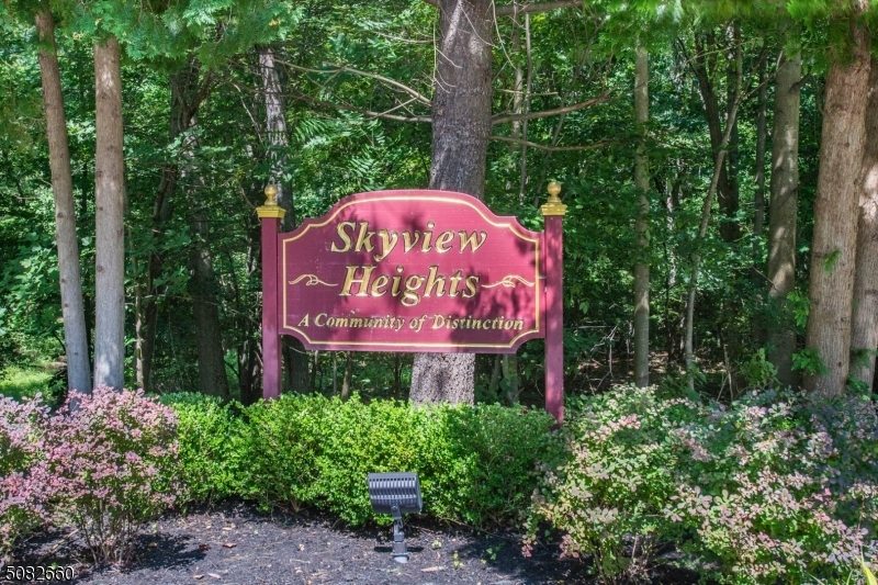 Property Photo: 33 Edgefield Dr NJ 07950