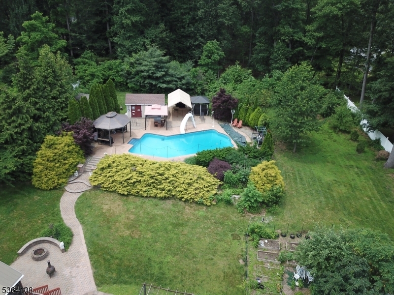 Property Photo: 2 Windsor Rd NJ 07950