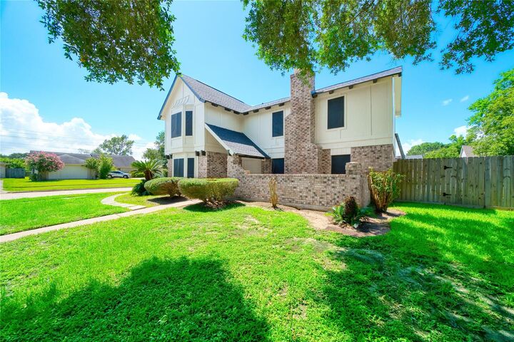 Property Photo: 21434 Park Bluff Drive TX 77450