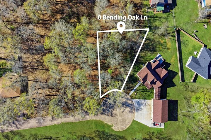 Property Photo:  Tbd Bending Oaks Lane  TX 77351 