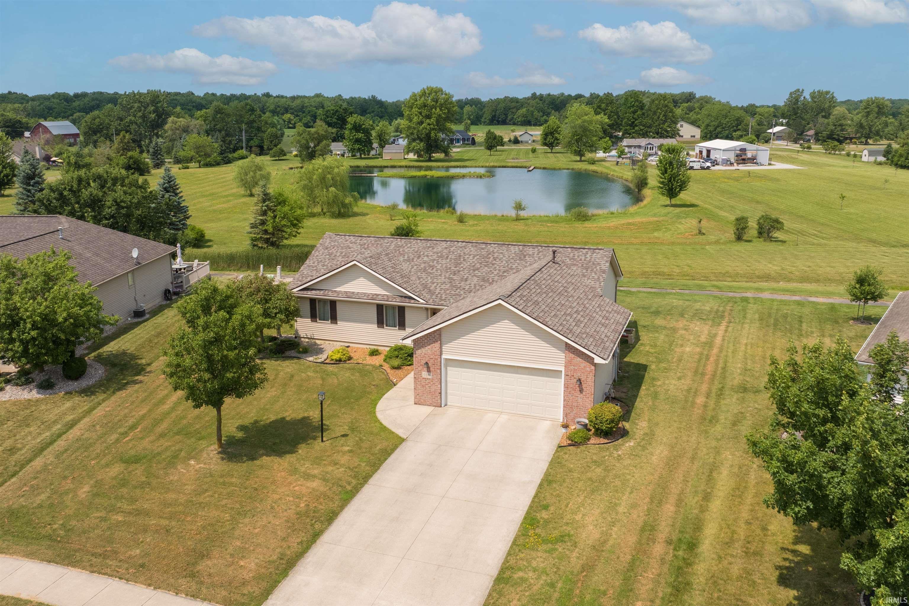 Property Photo: 5371 Bear Creek Pass Pass IN 46706