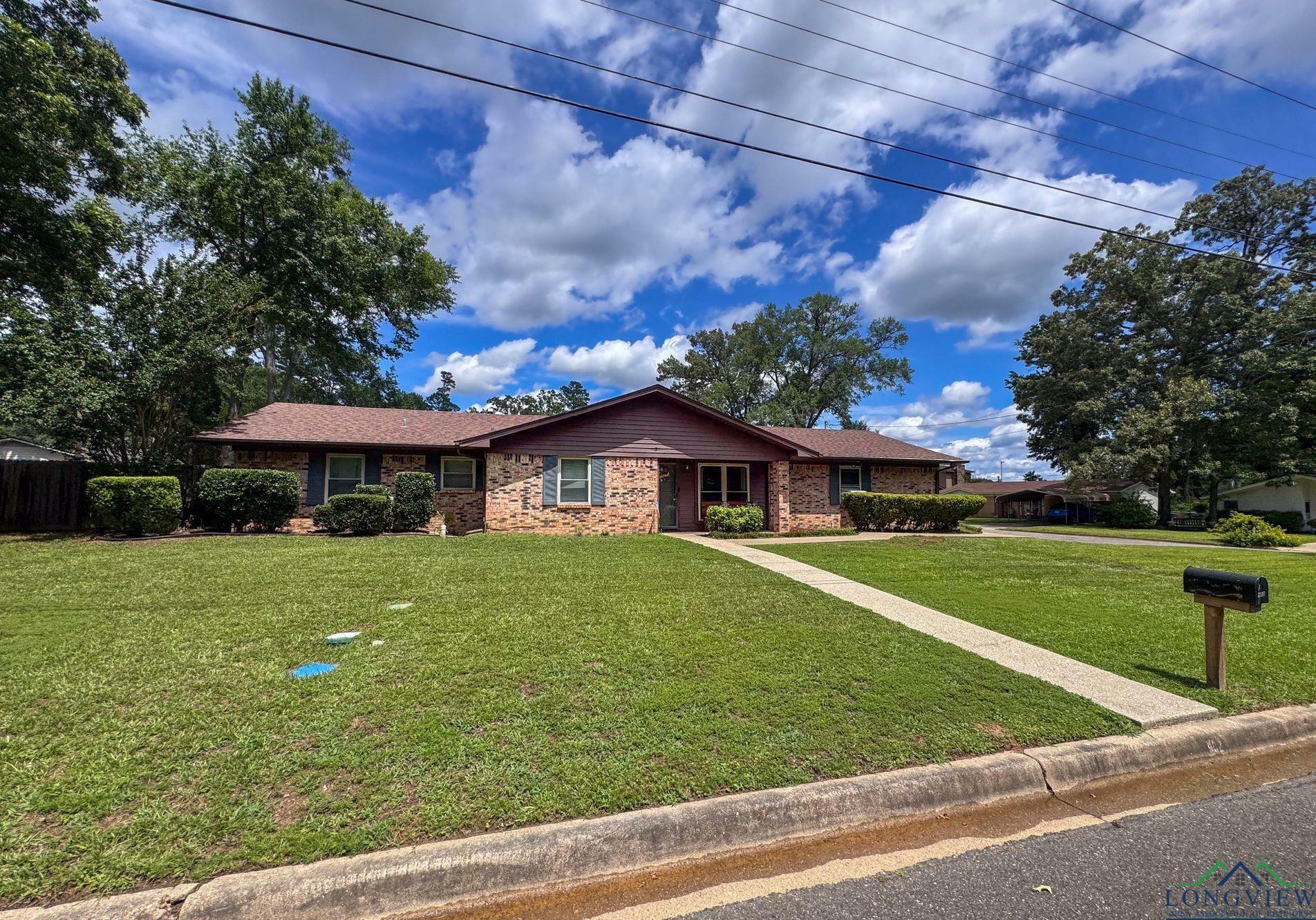 902 Warren Drive  Marshall TX 75672 photo