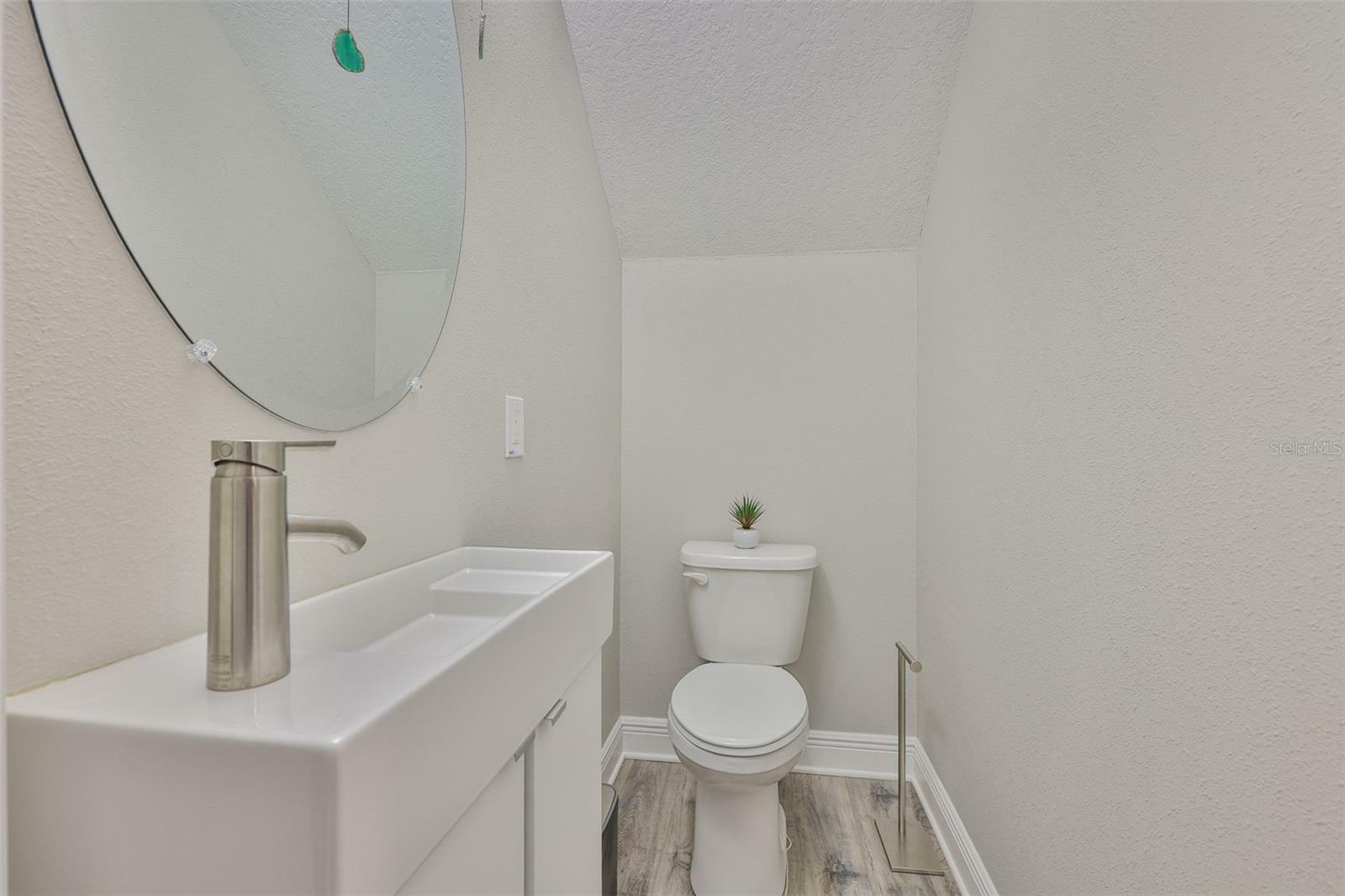 Property Photo: 1410 E Curtis Street 2 FL 33603