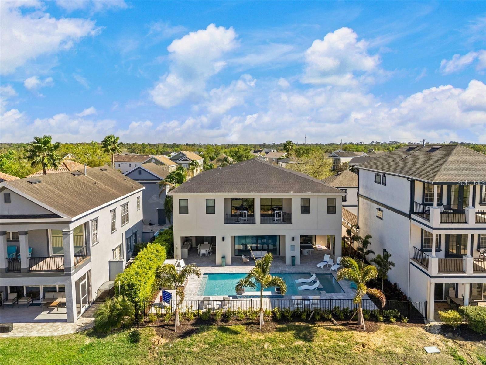 Property Photo: 1526 Euston Drive FL 34747