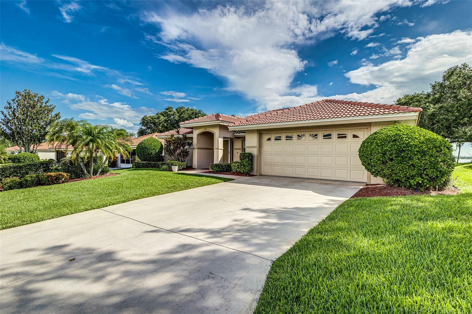 Property Photo: 104 Morning Glory Circle FL 33884