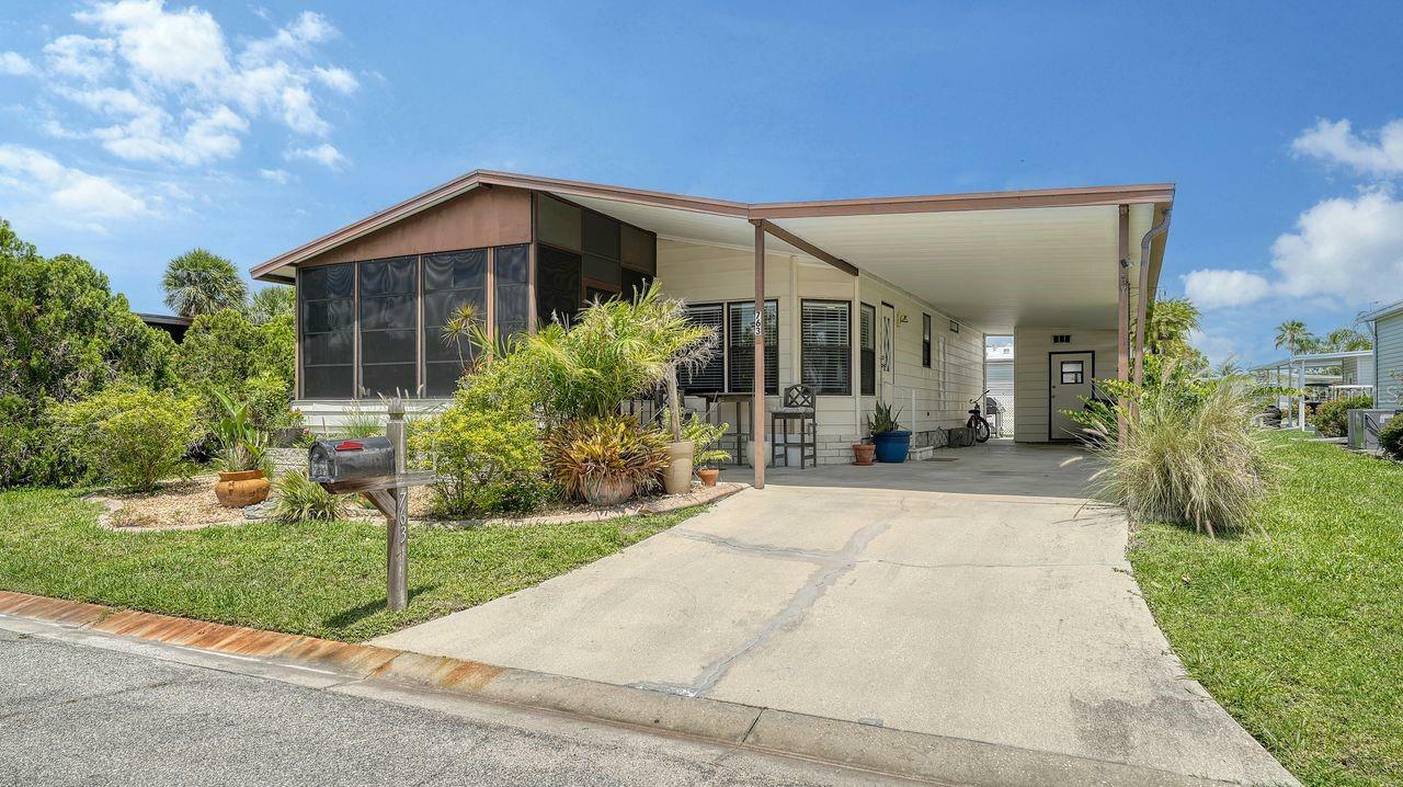 Property Photo: 763 Lakeside Drive FL 34287