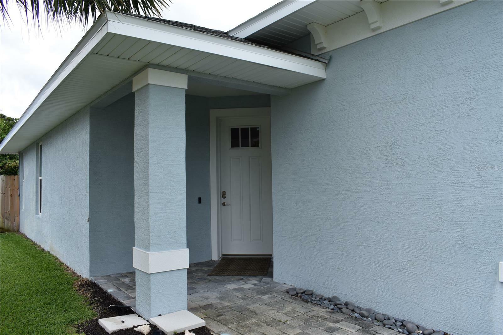 Property Photo: 146 Via Madrid Drive FL 32176