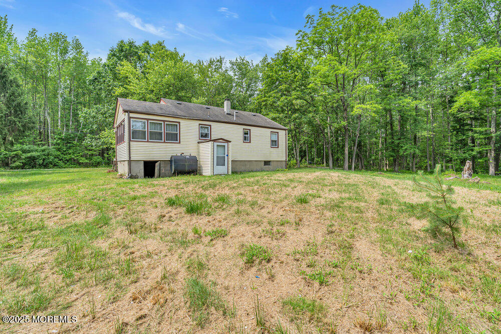 Property Photo:  211 E Greystone Road  NJ 08857 
