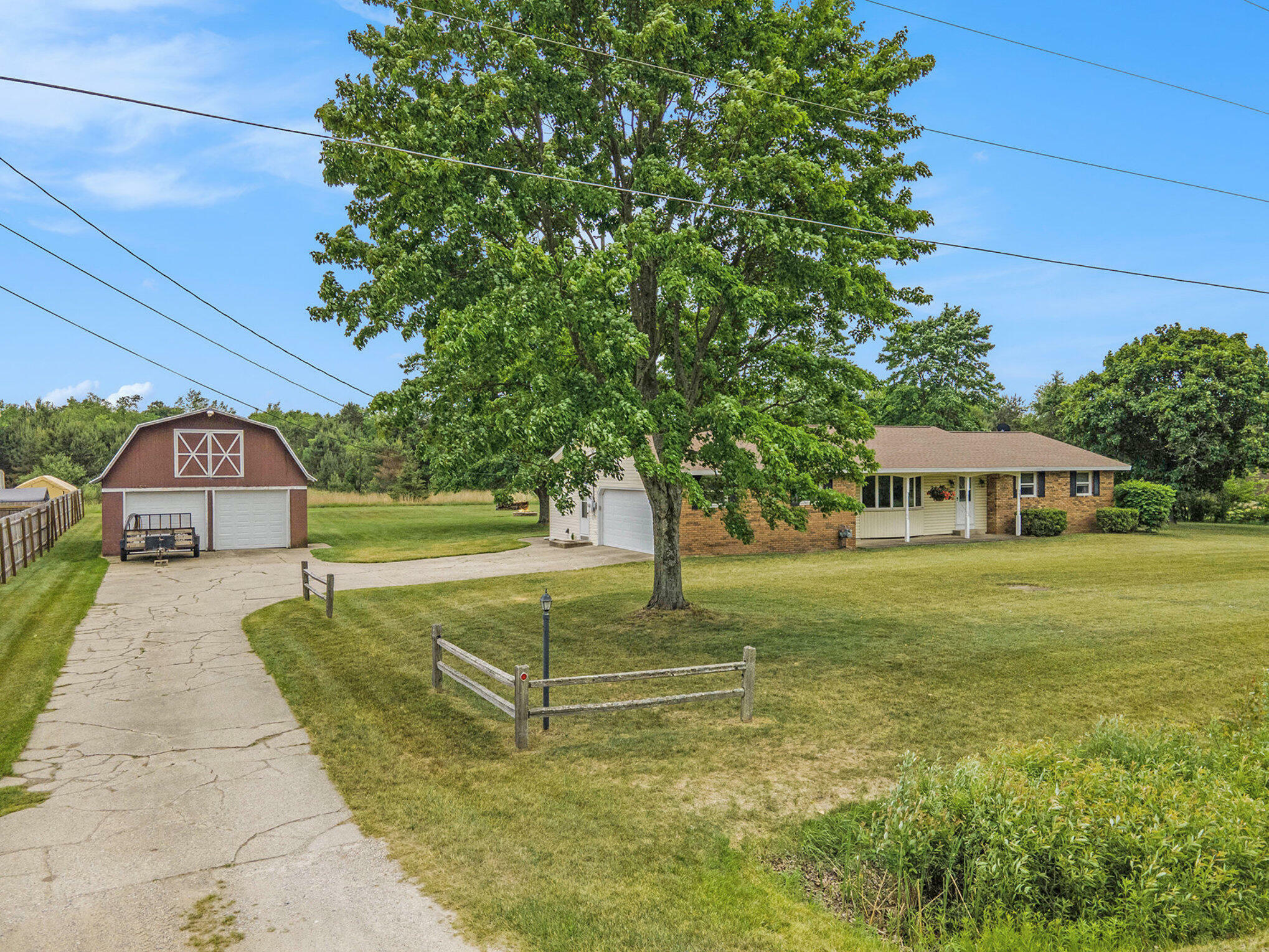 Property Photo: 2775 E Bard Road MI 49445