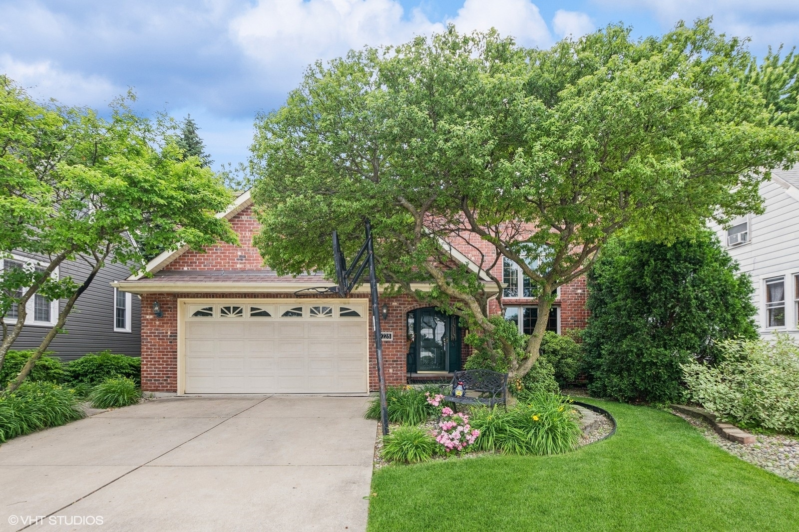 Property Photo:  9228 S 55th Court  IL 60453 