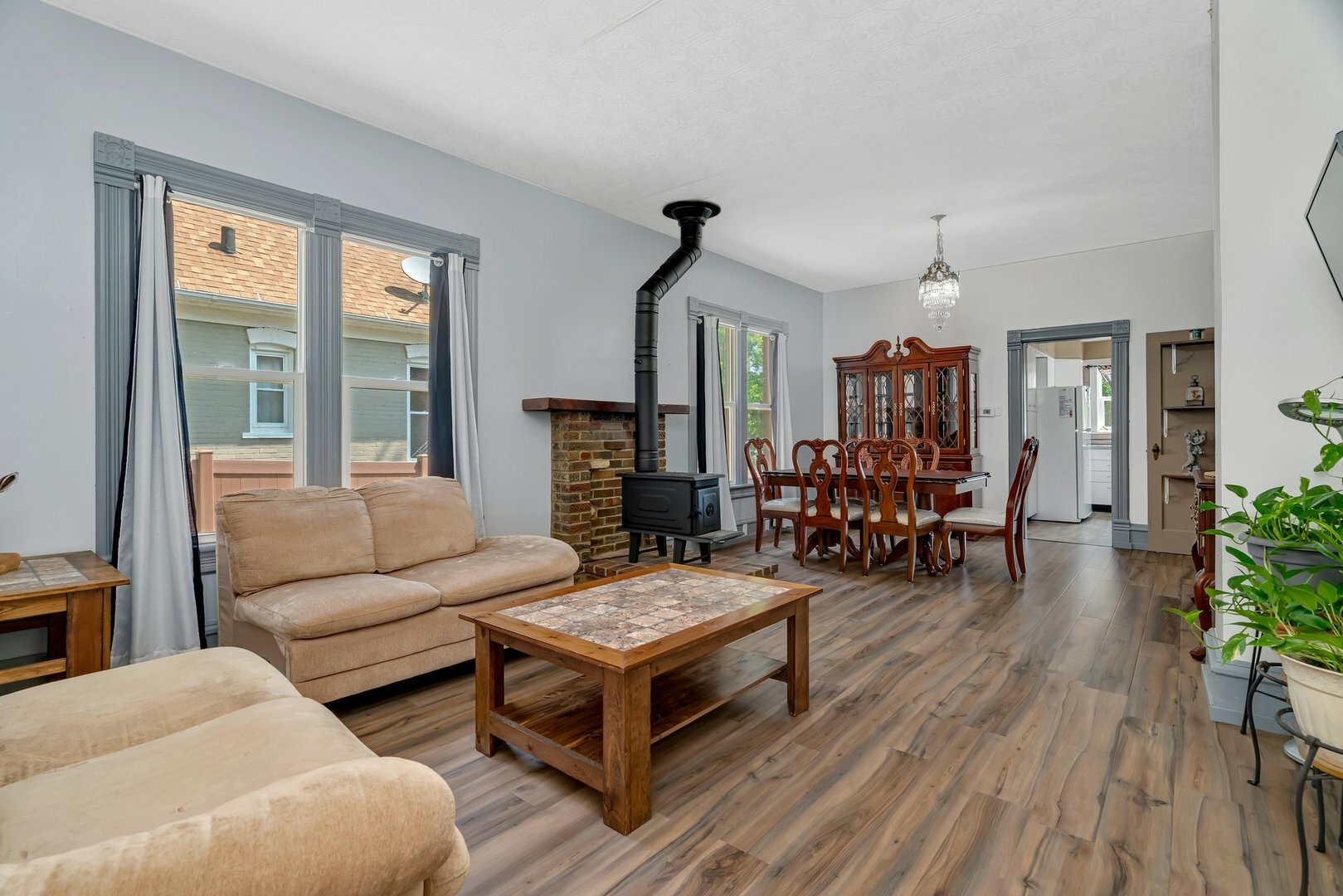 Property Photo:  309 S 2nd Avenue  IL 61364 